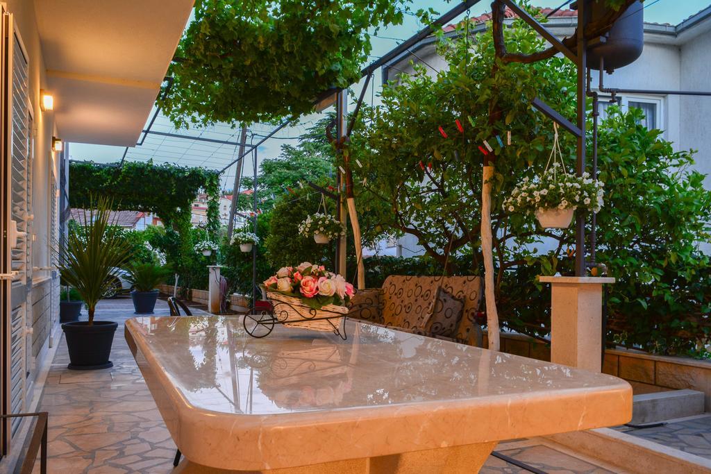Luxury Apartments Villa Tea Τρογκίρ Εξωτερικό φωτογραφία