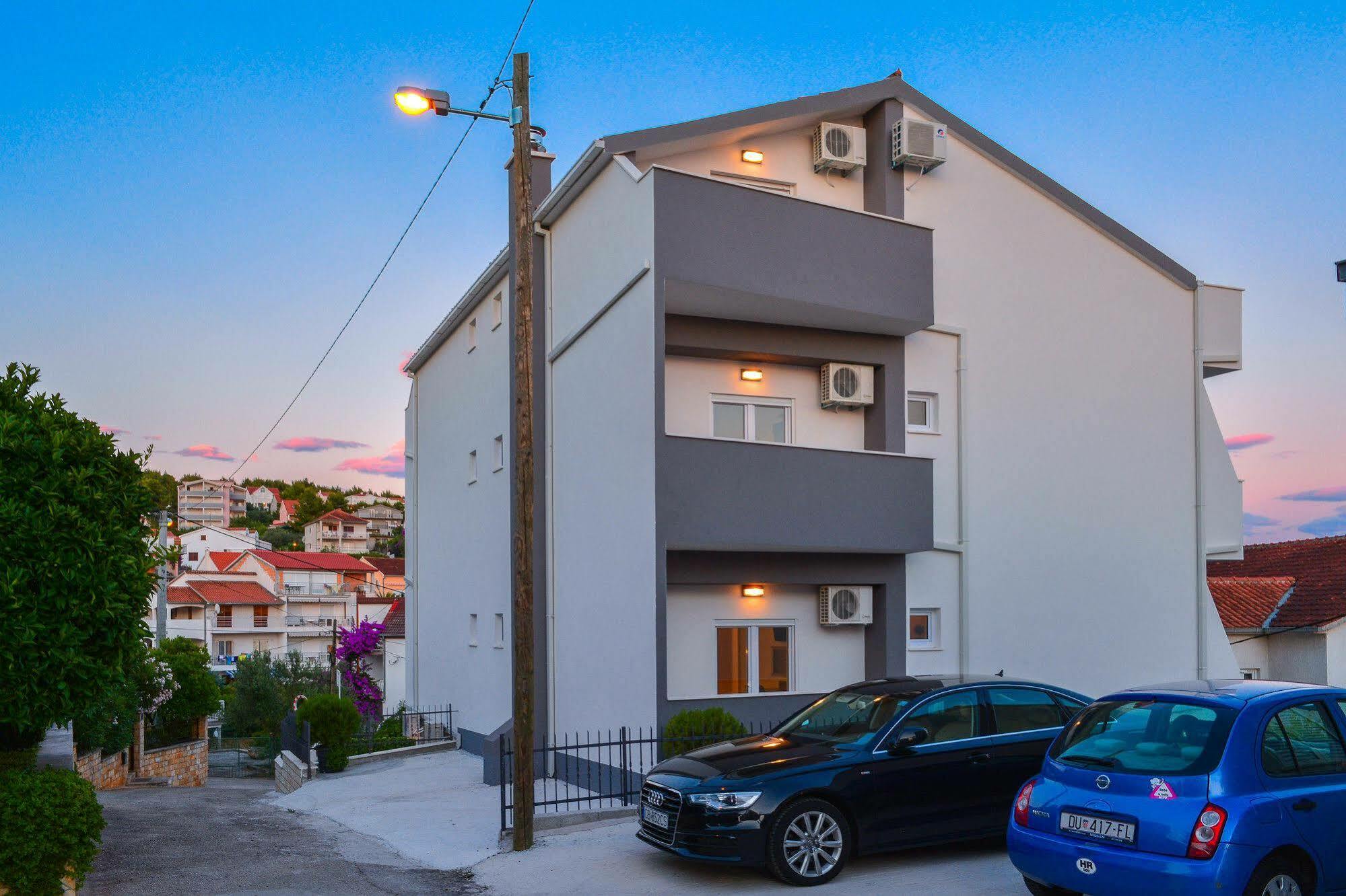 Luxury Apartments Villa Tea Τρογκίρ Εξωτερικό φωτογραφία