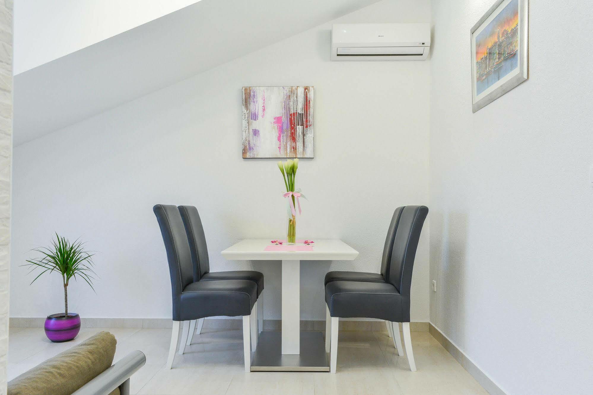 Luxury Apartments Villa Tea Τρογκίρ Εξωτερικό φωτογραφία