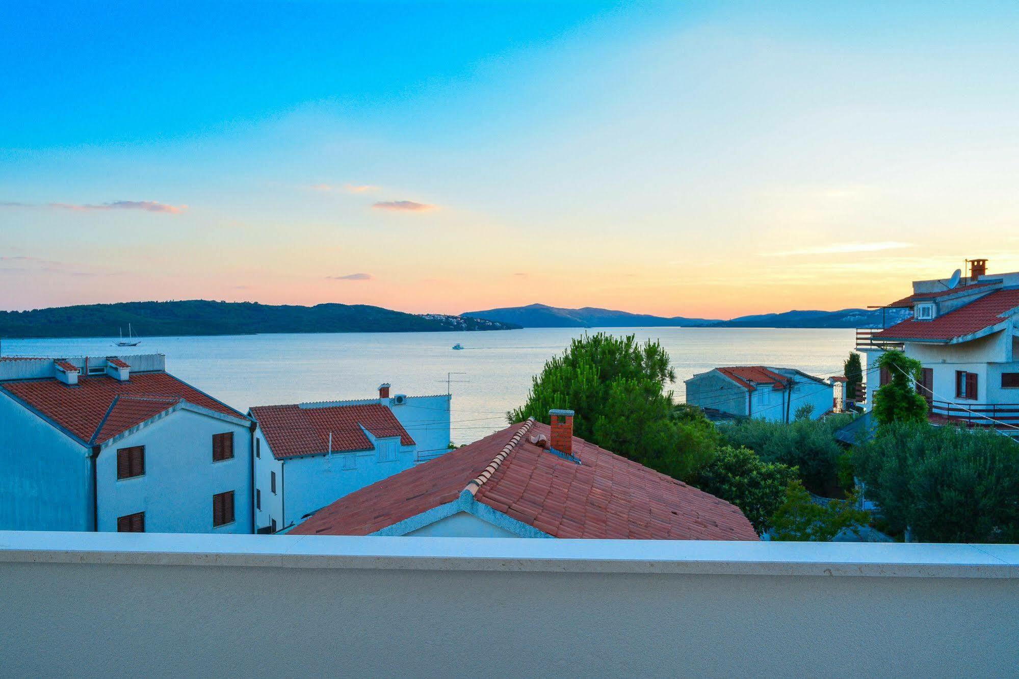 Luxury Apartments Villa Tea Τρογκίρ Εξωτερικό φωτογραφία