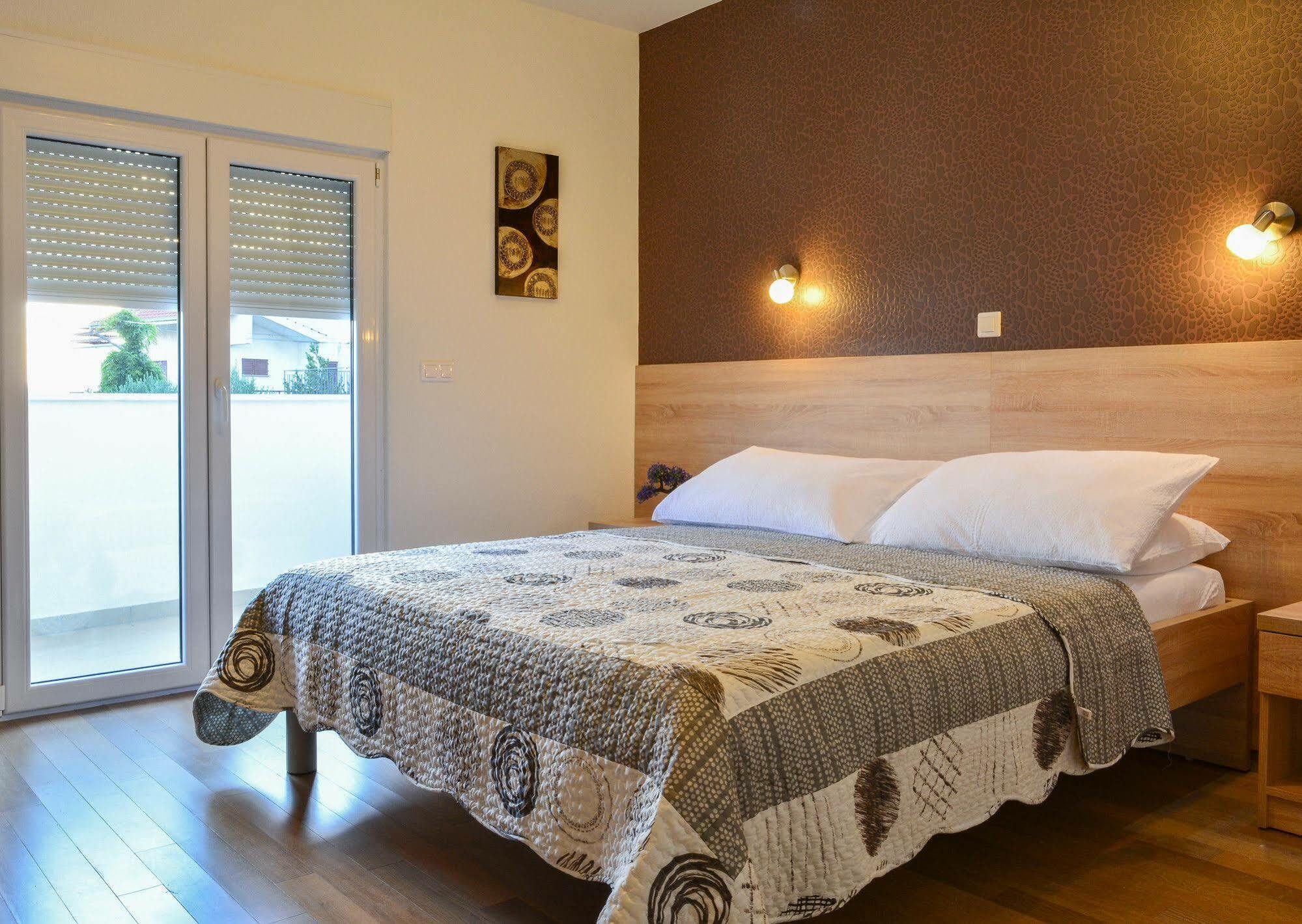Luxury Apartments Villa Tea Τρογκίρ Εξωτερικό φωτογραφία
