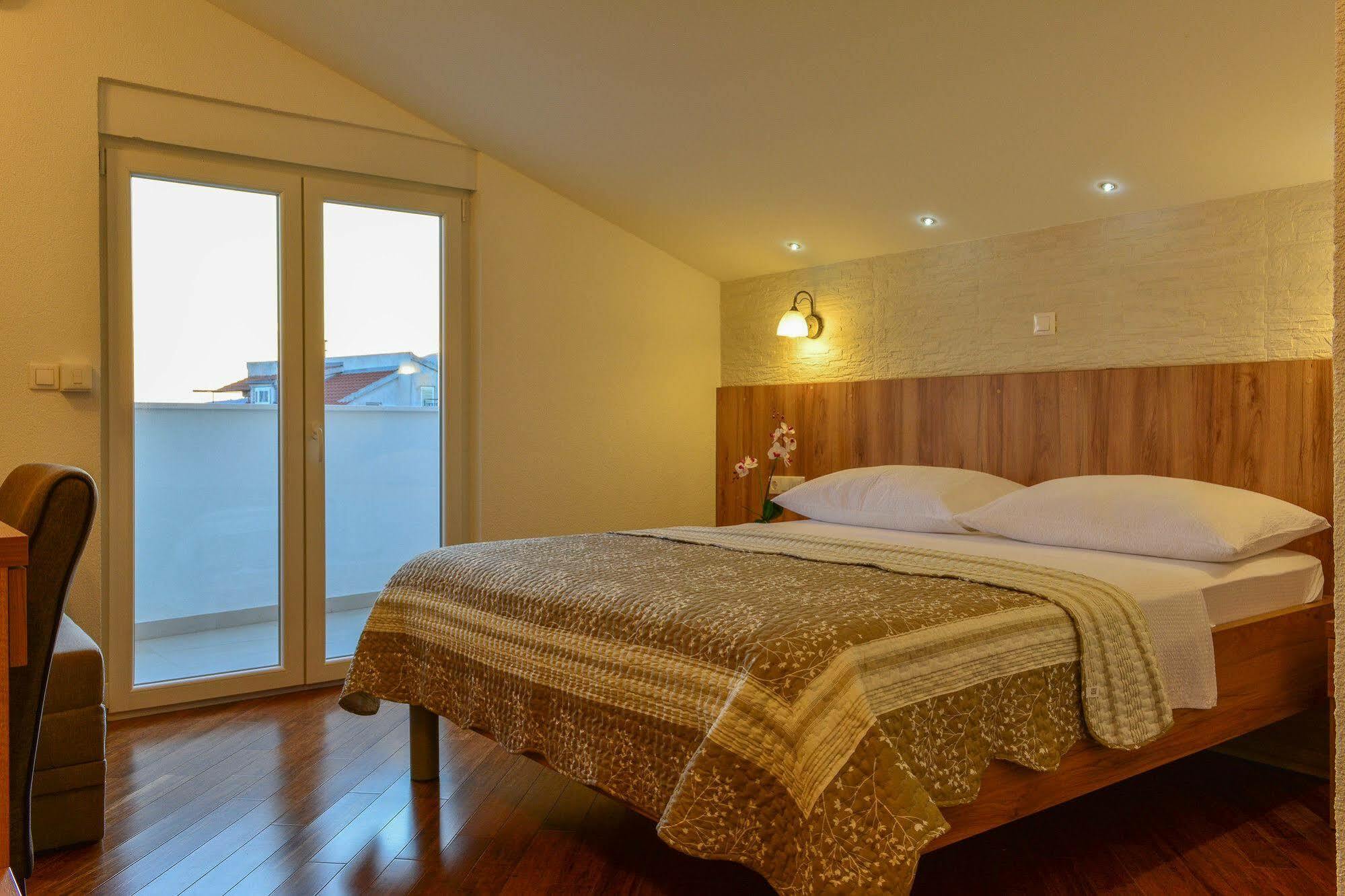 Luxury Apartments Villa Tea Τρογκίρ Εξωτερικό φωτογραφία
