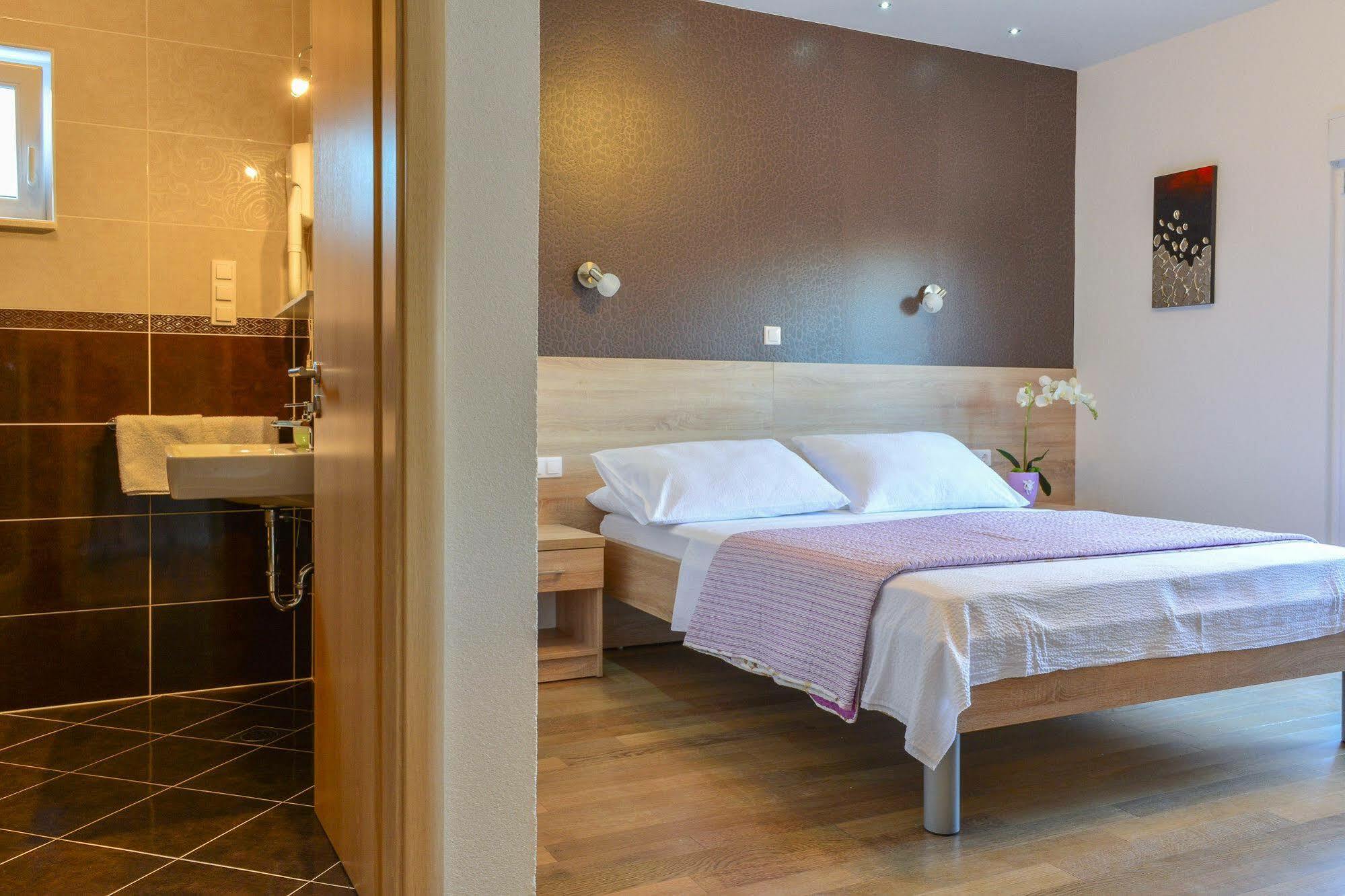 Luxury Apartments Villa Tea Τρογκίρ Εξωτερικό φωτογραφία